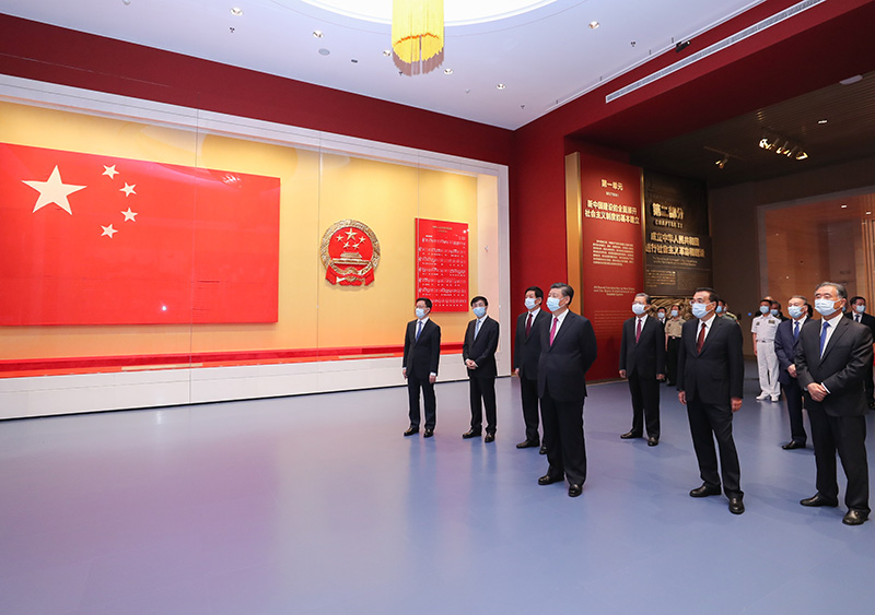 习近平：铭记奋斗历程担当历史使命 从党的奋斗历史中汲取前进力量