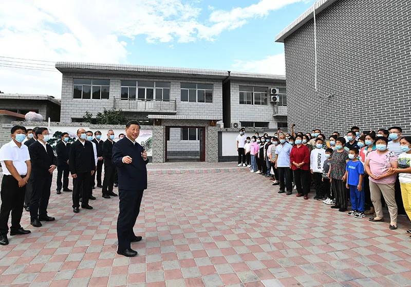 习近平：贯彻新发展理念弘扬塞罕坝精神 努力完成全年经济社会发展主要目标任务