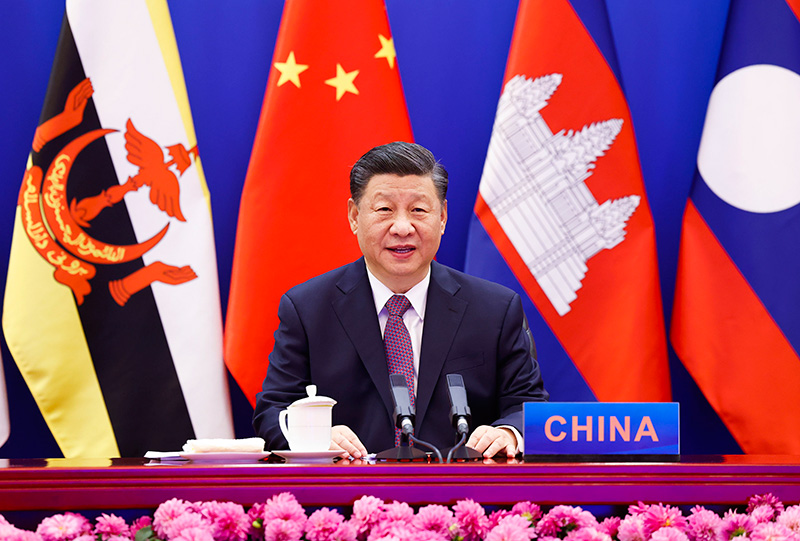 习近平出席并主持中国－东盟建立对话关系30周年纪念峰会