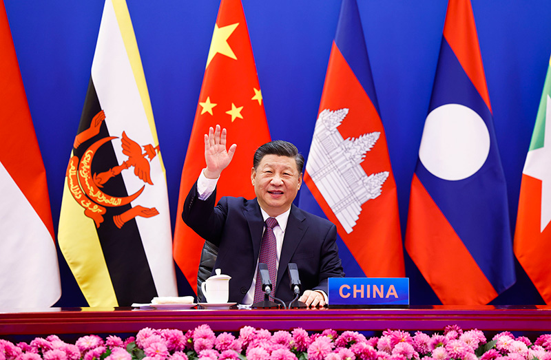 习近平出席并主持中国－东盟建立对话关系30周年纪念峰会