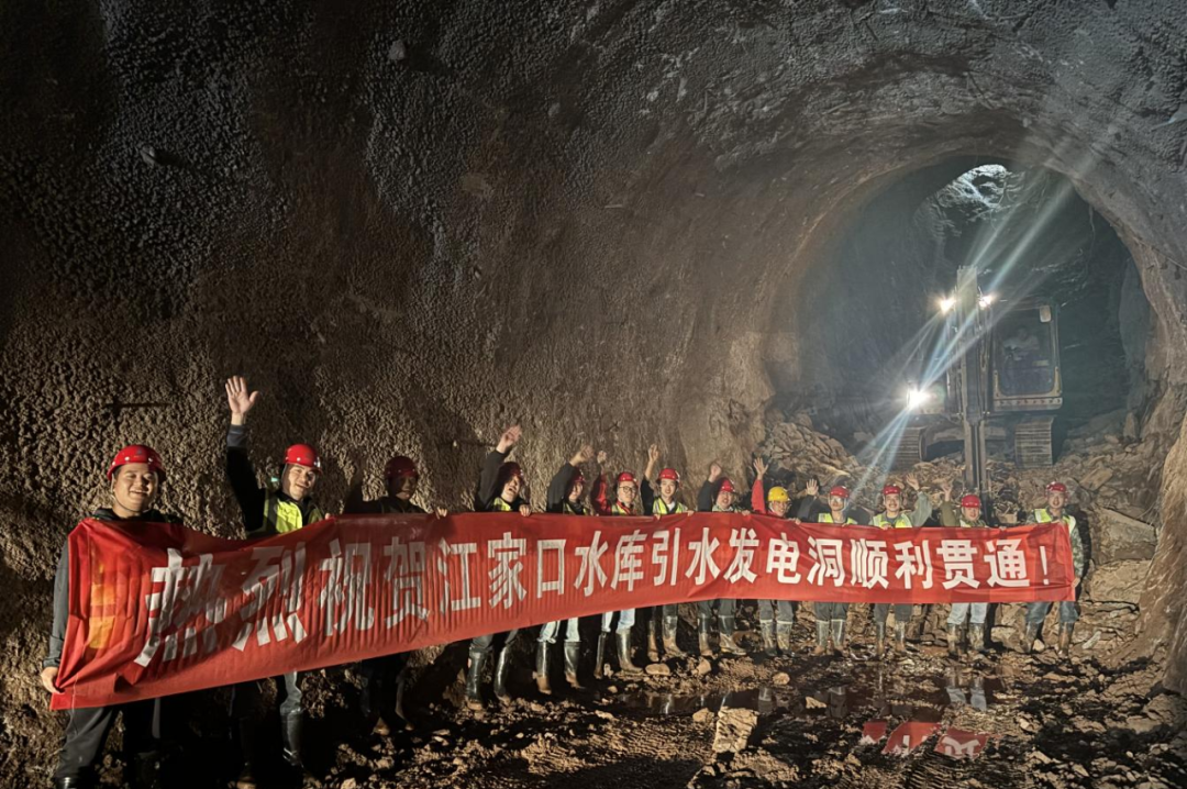 图片新闻